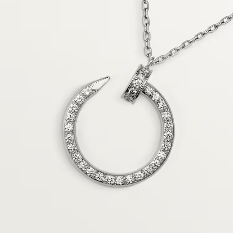 Clou Penadant | 3 Colors