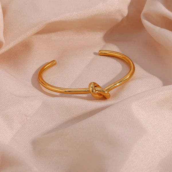 Timeless Knot Bangle